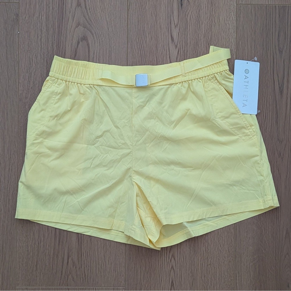 New Athleta Women's Highland High Rise 3.5" Utility Shorts Yellow Medium